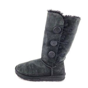 UGG Bailey Button Triplet Sheepskin Winter Boots 7